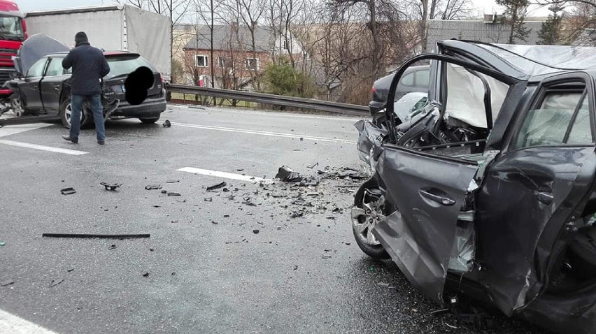 Śmiertelny wypadek na drodze 94 w Gotkowicach między Olkuszem a Krakowem