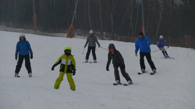 Ośrodek góra Kamieńsk odwiedziło już ponad 10 tysięcy narciarzy i snowboardzistów