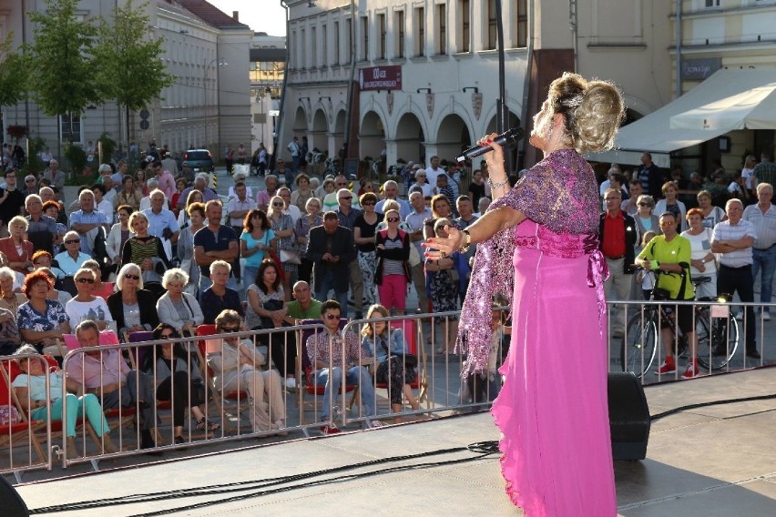 Nina Nowak urzekała głosem w Kielcach
