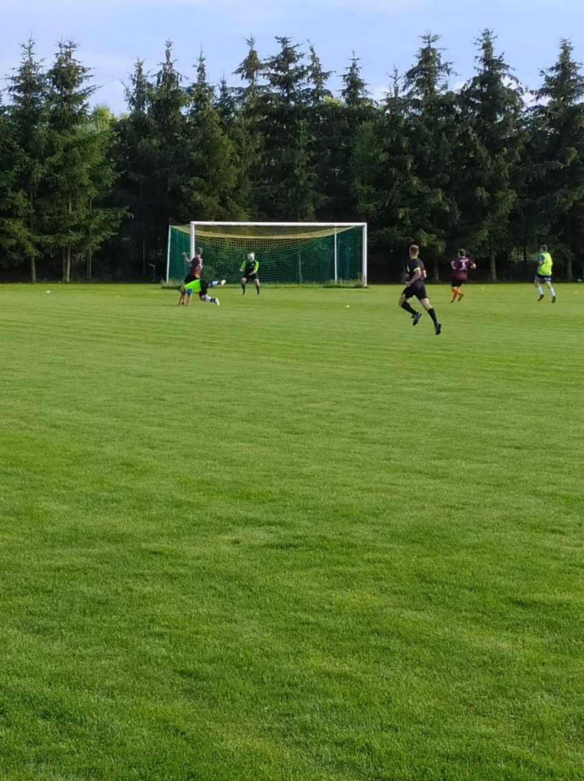 Sparing piłkarski Leśnik II Margonin vs Korona II Stróżewo [ZDJĘCIA]