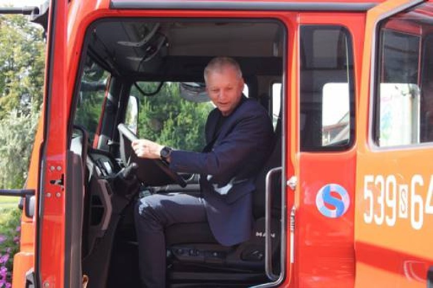 Jednostka OSP w Myszkowie Nowej Wsi ma nowy wóz ZDJĘCIA 