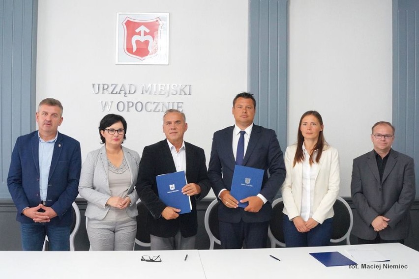 Gmina Opoczno  podpisała porozumienie z PGNiG na rzecz poprawy jakości powietrza w mieście