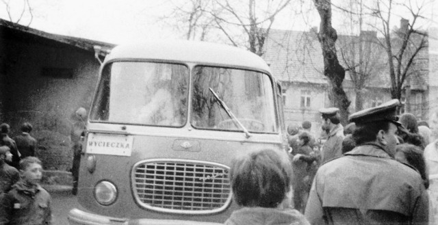 Koncert Trubadurów w kinie Włókniarz w maju 1970 roku. To było wielkie wydarzenie! Porządku pilnowała milicja!