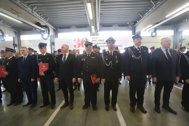 Uroczystość wręczenia promes na zakup samochodów dla jednostek OSP w woj. śląskim

Zobacz kolejne zdjęcia/plansze. Przesuwaj zdjęcia w prawo - naciśnij strzałkę lub przycisk NASTĘPNE