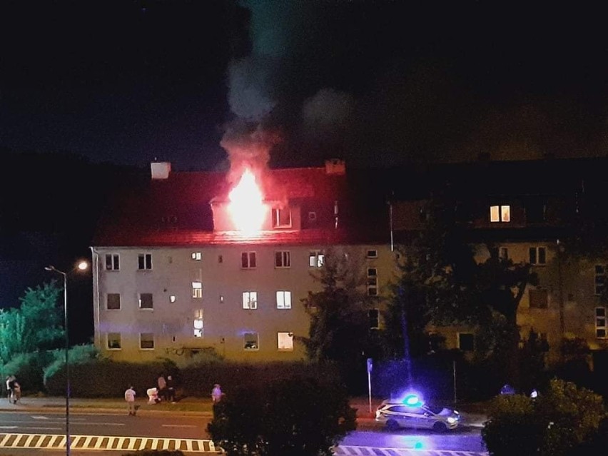 Pożar przy ul. Pilczyckiej we Wrocławiu. Zginęła jedna osoba