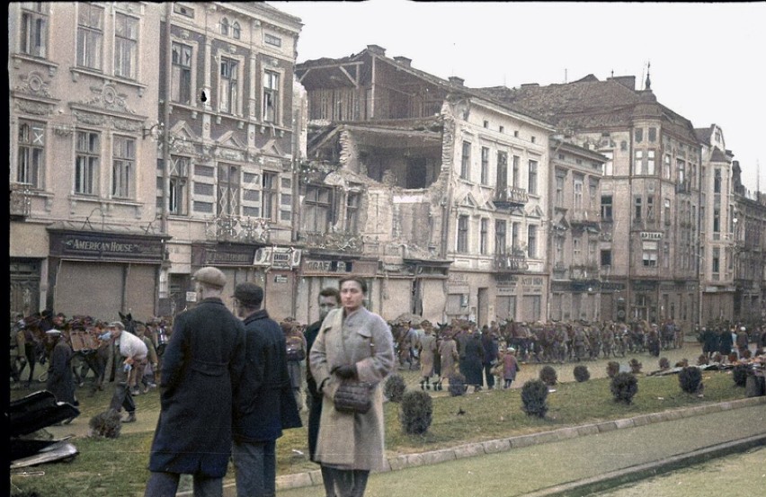 Pokolorowaliśmy archiwalnej zdjęcia Przemyśla sprzed 1945 r.