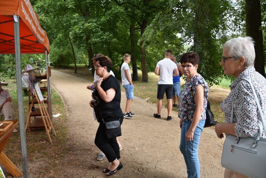 Ogólnopolski Wielki Dzień Pszczół w Gołuchowie