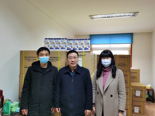 Burmistrz Yuyao - Pan Yinhao dziękuje władzom Kielc oraz wszystkim kielczanom za pomoc, jakiej udzielono mieszkańcom naszego partnerskiego miasta w związku z epidemią koronawirusa.