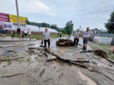 Nowy Sącz. Ulica Grabowa najmocniej ucierpiała w czasie ubiegłorocznej powodzi. Remont jeszcze w tym roku [ZDJĘCIA]