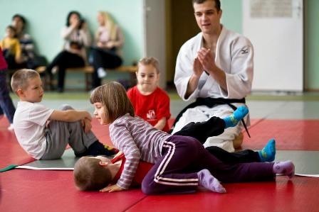 Treningi judo dla dzieci to głównie ćwiczenia...