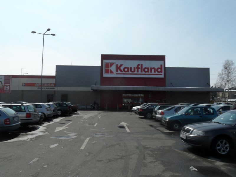 Kaufland nie jest dyskontem, ale ma rzesze klientów