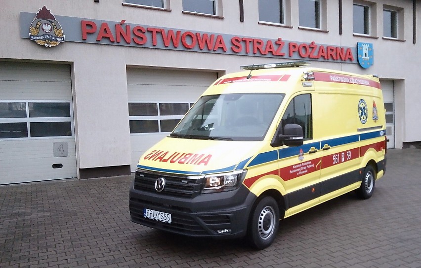 Flota pojazdów PSP w Pleszewie powiększyła się o lekki samochód ratownictwa medycznego oraz wielozadaniowy samochód ratowniczo – gaśniczy