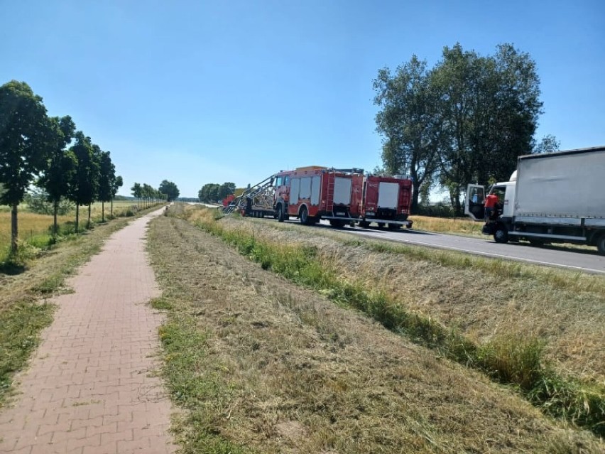 Wypadek na drodze krajowej nr 12 w Brzeziu. 4 osoby trafiły do szpitala