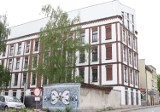 Liceum Plastyczne w Kaliszu przeniesie się na Nowy Świat. Trwają prace remontowe w budynku po WP-A UAM ZDJĘCIA