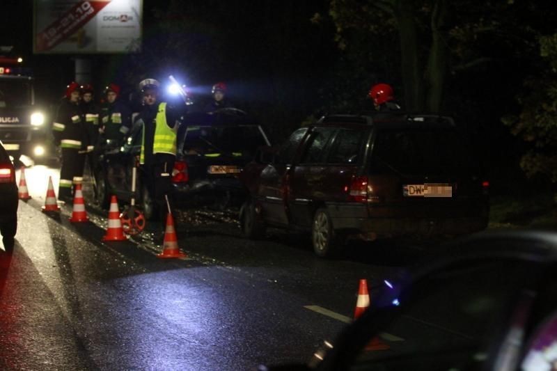 Wrocław: Cztery auta zderzyły się na Średzkiej (ZDJĘCIA)