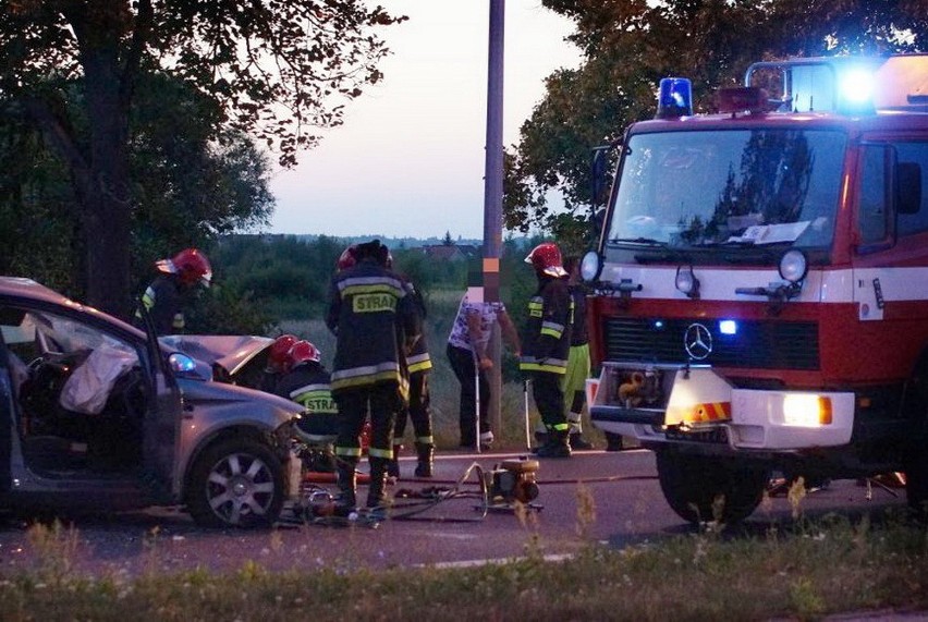 Wypadek na Jaworzyńskiej w Legnicy (ZDJĘCIA)