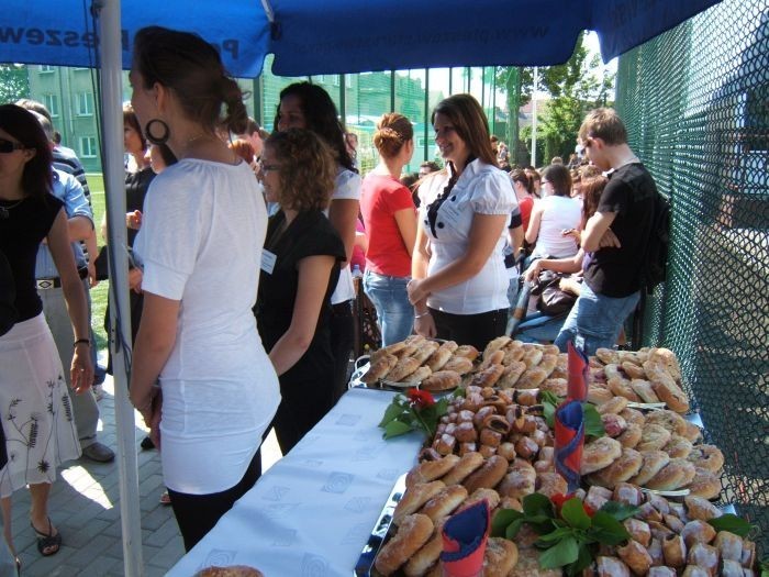 Orlik. Pierwsze rozgrywki na nowym boisku