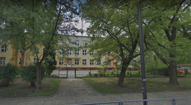 Koronawirus w szkole na warszawskim Muranowie