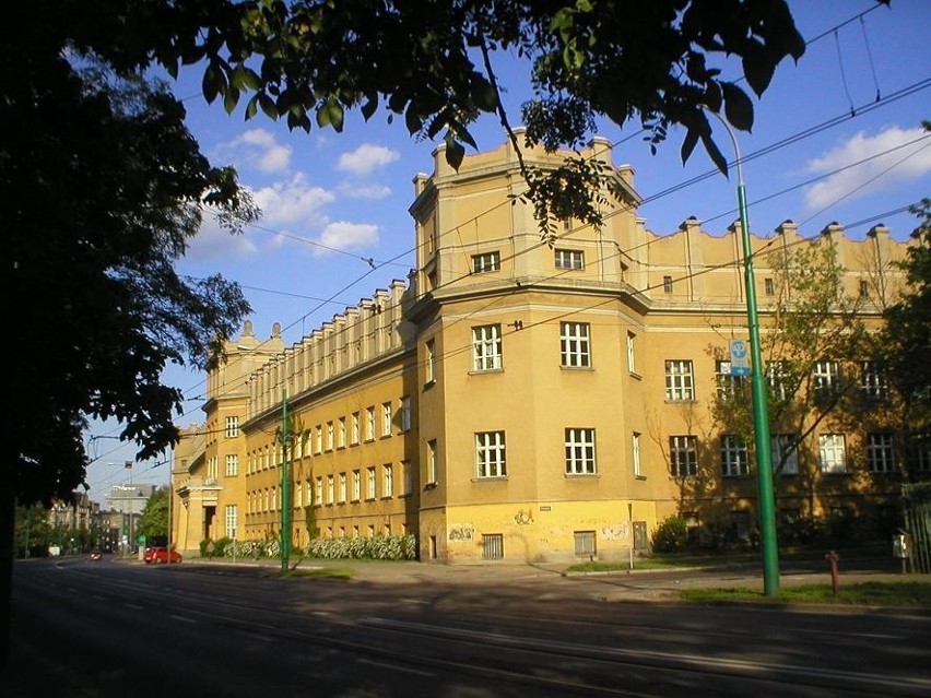 Poznań - Budynek Collegium Chemicum dla medyków [ZDJĘCIA]