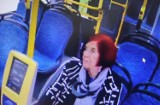 Rozpoznajesz kobietę ze zdjęcia? Skontaktuj się z tarnowską policją, która wyjaśnia zdarzenie z zajezdni autobusowej w Mościcach