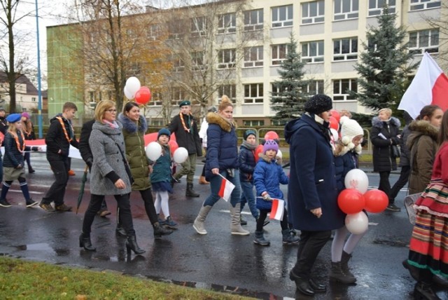 Narodowe Święto Niepodległości Polski to jedno z najważniejszych świąt państwowych. Co rok w Lubinie święto to obchodzone jest przez mieszkańców naszego miasta, którzy dołączają do uroczystych obchodów Święta Niepodległości, organizowanych przez nasze miasto.