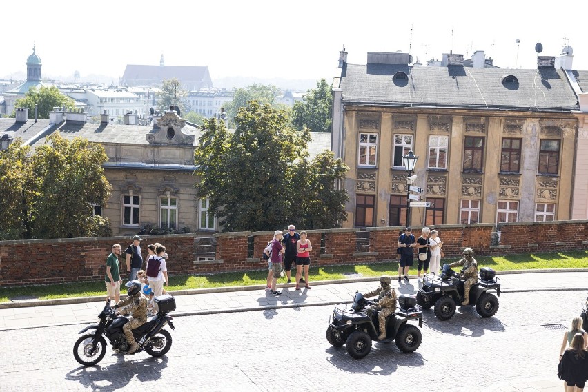 Na Wawelu odbyły się uroczystości z okazji Święta Jednostki Wojskowej NIL