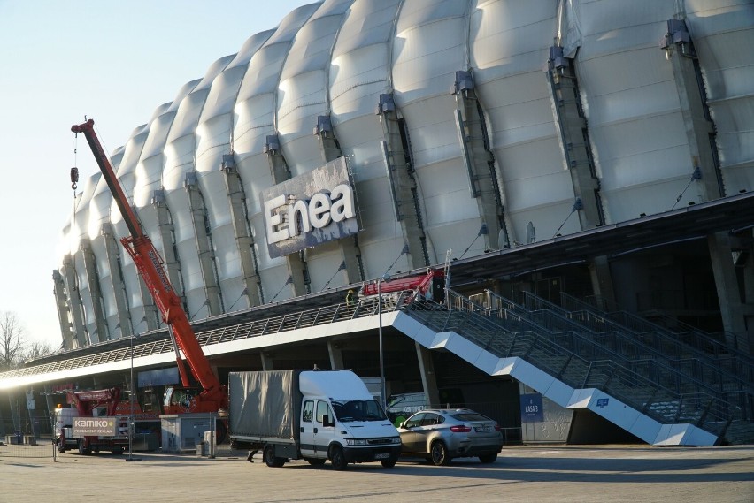 Logo sponsora znalazło się na poznańskim stadionie miejskim