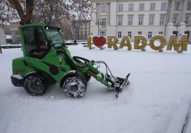 Tak wygląda Radom pod śniegiem. Zobacz zdjęcia na kolejnych slajdach.