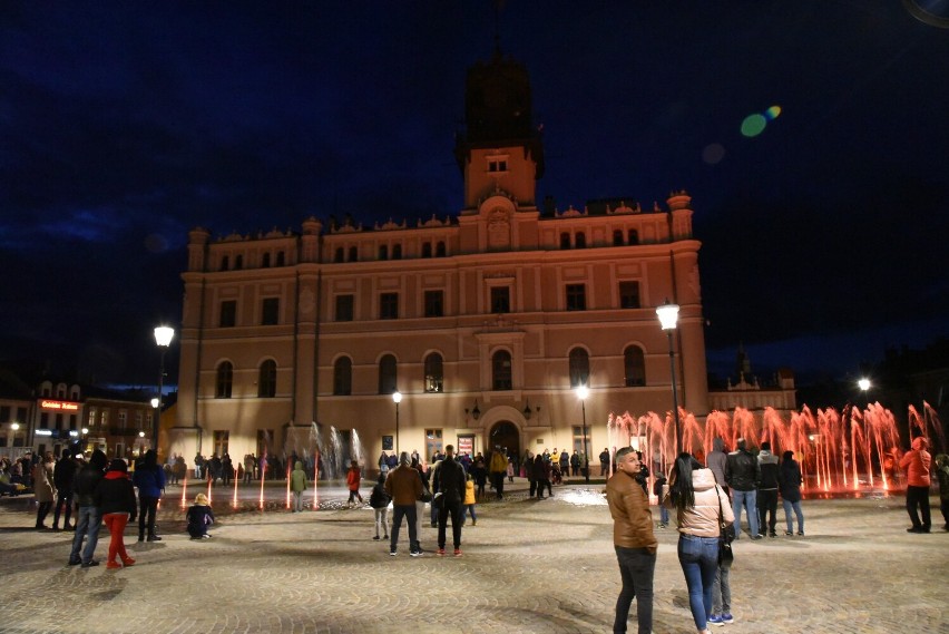 Multimedialne pokazy fontanny na Rynku