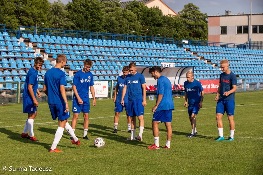 Startuje III liga. Zagrają dwa zespoły ze Stargardu. Pucharowa porażka Błękitnych