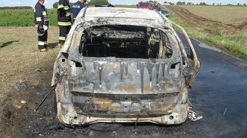 Pożar samochodu w Jankowie Dolnym