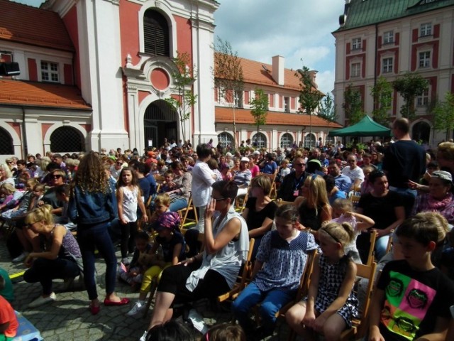 Spektakl "Jaś i Małgosia" przyciągnął tłumy