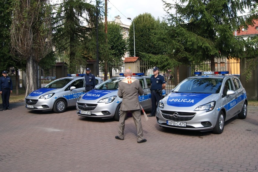 Policja otrzymała nowe samochody