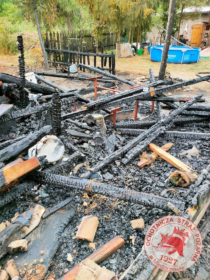 Gmina Miedzichowo. Spłonęły dwa mieszkania. Trwa zbiórka dla pogorzelców