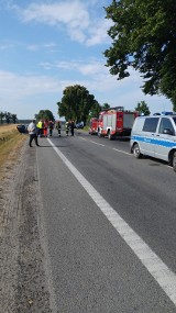 Wypadek w Celbowie: trzy auta zderzyły się na DW 216. Winny kierowca z województwa świętokrzyskiego | AKTUALIZACJA