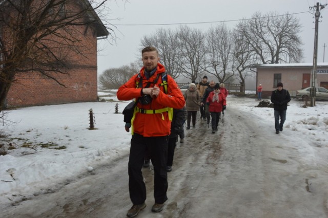 Międzynarodowy Dzień Przewodnika Turystycznego 2017 na Kaszubach - wędrówka z Arturem Zagozdonem w KrzMiędzynarodowy Dzień Przewodnika Turystycznego 2017 na Kaszubach Krzesznej