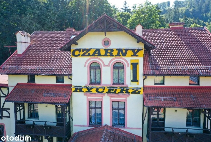 Hotel "Czarny Rycerz" w Kamionkach na sprzedaż