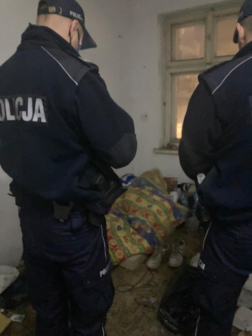 Policja w Kaliszu kontroluje miejsca przebywania osób...