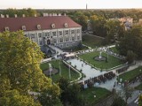 Żagański pałac jest wielki jak Wawel! Polska spłaciła go węglem! Wybierzcie się na spacer po pałacowych salach! [ZDJĘCIA]