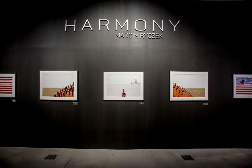 Wernisaż wystawy fotografii Marcina Ryczka "Harmony"
