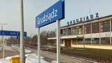 Zabytkowy dworzec PKP w Grudziądzu czeka renowacja. Jakie są oczekiwania mieszkańców? [LISTA]