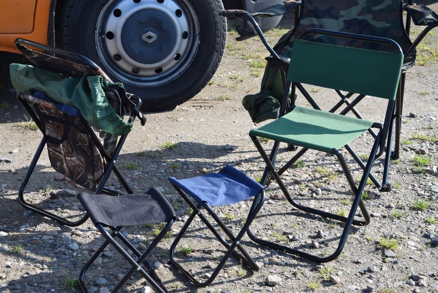 Coś dla wędkarzy. Na giełdzie samochodowej na Załężu w Rzeszowie kupisz sprzęt i akcesoria wędkarskie [ZDJĘCIA]