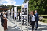 Wolbrom. Mieszkańcy i władze miasta upamiętnili bestialsko zamordowanych Żydów. 80. rocznica Aktion Reinhardt. ZDJĘCIA