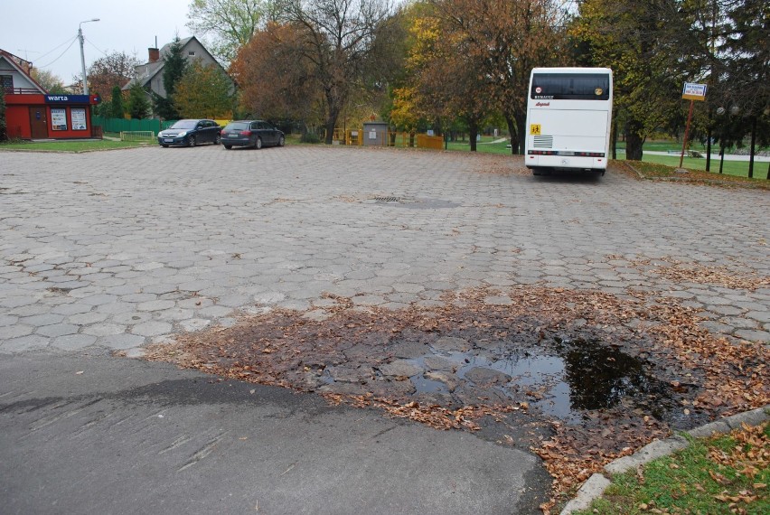 Parking przy parku miejskim będzie przebudowany