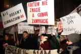 Protest przeciwko likwidacji szkół w Krakowie [ZDJĘCIA]