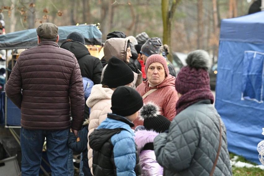 Tak było 4.12.2022 r. podczas Jarmarku Mikołajkowego pod...