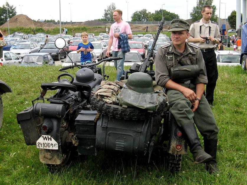 Operacja Południe: Wystawa pojazdów militarnych pod Castoramą [ZDJĘCIA]