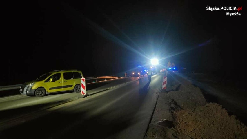 Myszków. Śmiertelne potrącenie pieszego na drodze krajowej DK 91 w kierunku Katowic