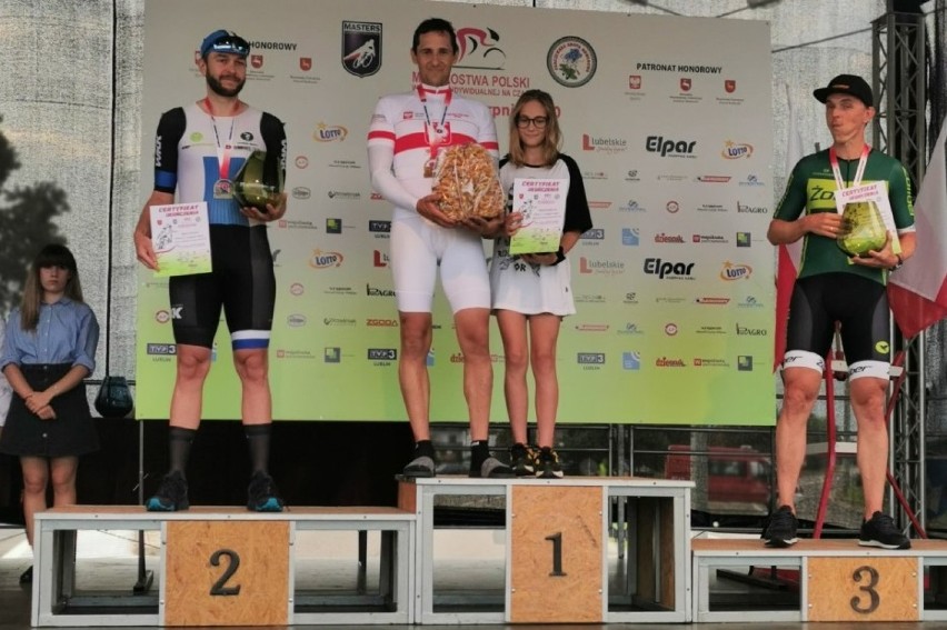 Michał Kostuch zdobył tytuł Mistrza Polski w jeździe na czas. Jechał na rowerze z prędkością 50 km na godzinę