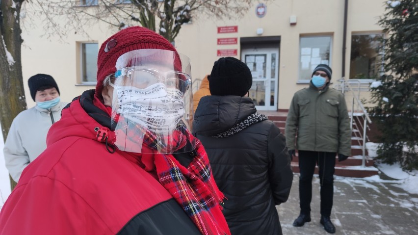 Moszczenica: mieszkańcy protestują przeciwko podwyżce opłat...